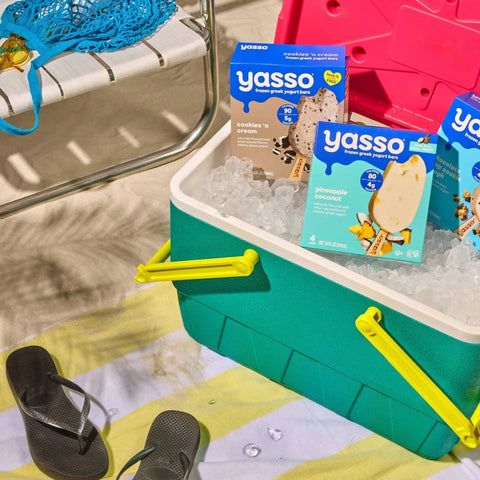 Yasso Frozen Greek Yogurt Creamy Pineapple Coconut Bars - 14 fl oz/4ct
